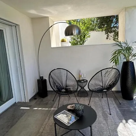 Apartamento Appartarbus White