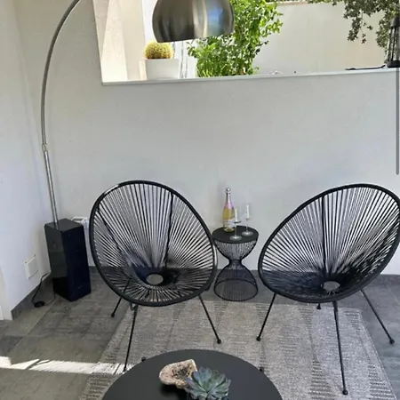 Appartarbus White Apartamento *