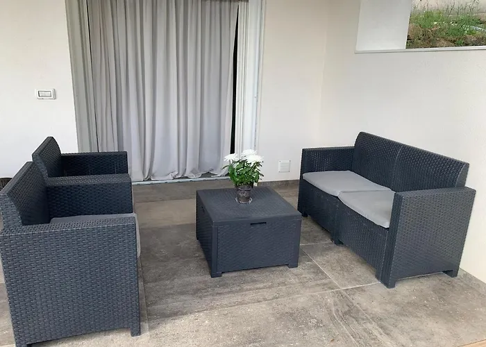 Apartment Appartarbus White